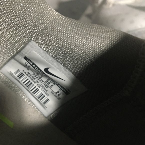 Nike Lebron 13 XIII - Picture 7 of 7